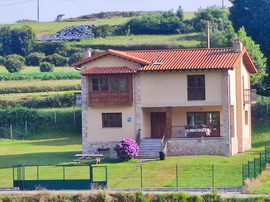 Casa Manuela Llanes Asturias. Villa Pendueles Exterior photo